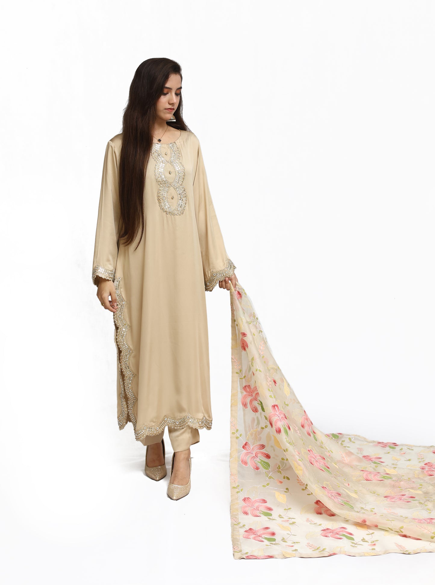 Noor e beige