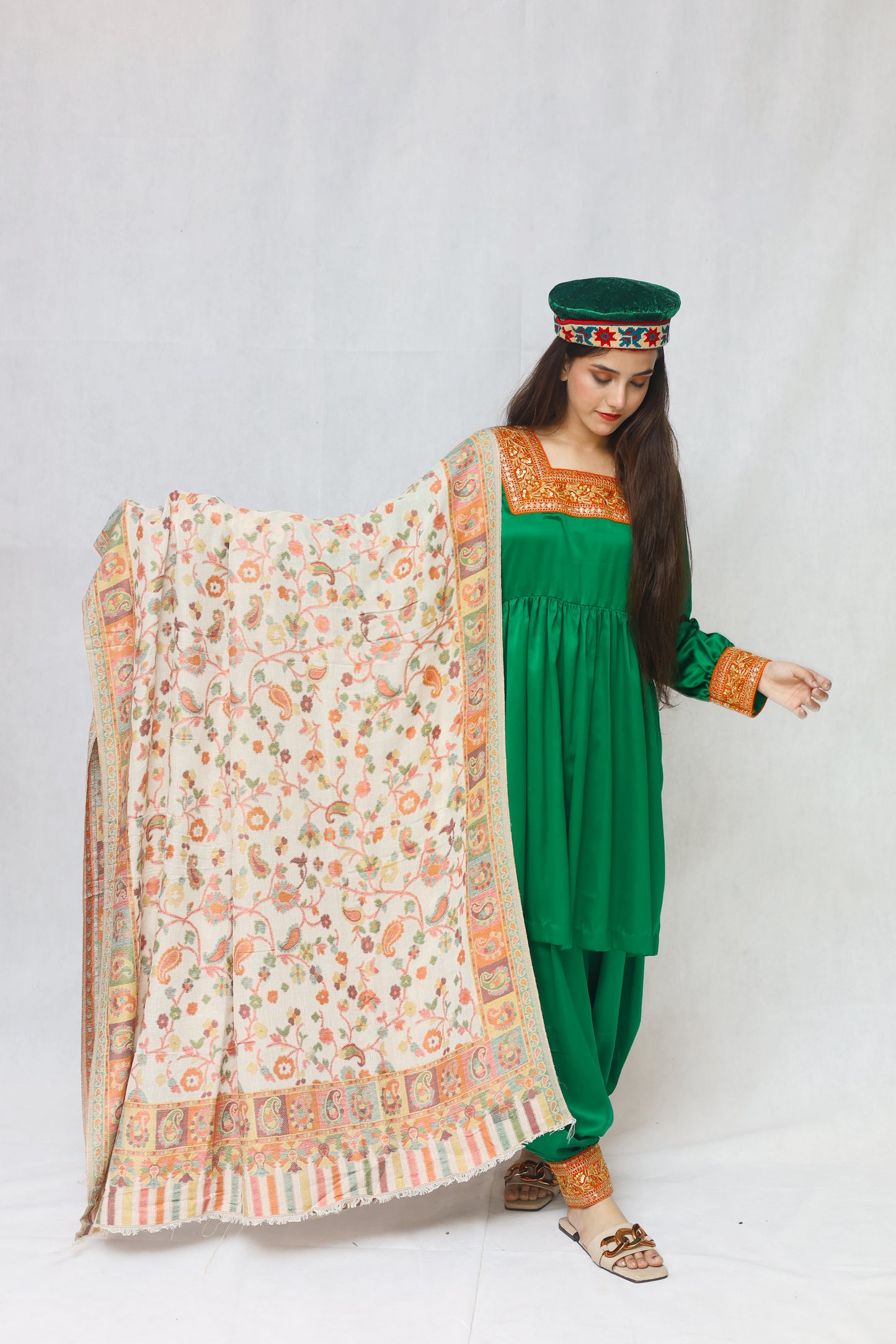 Zarnigar Traditional